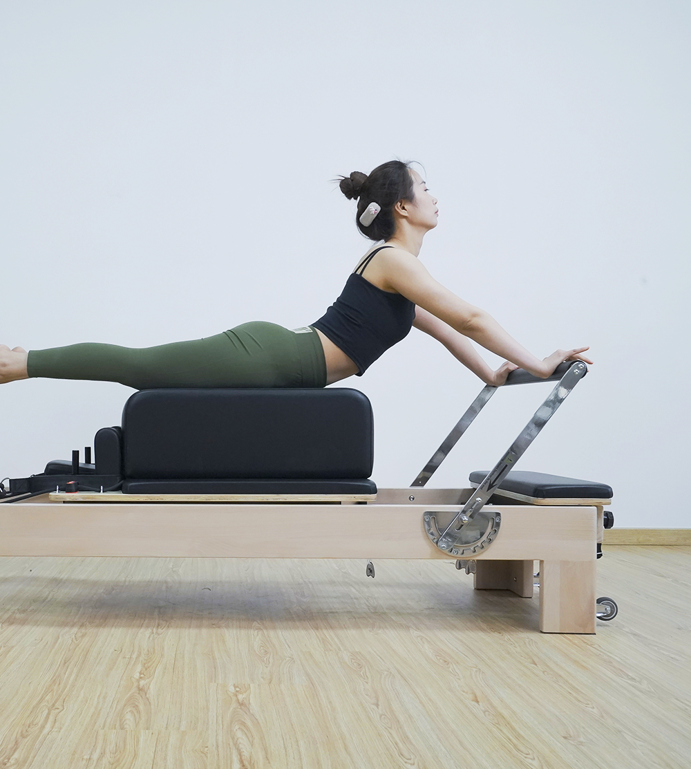 Riformatore di pilates per palestra fitness